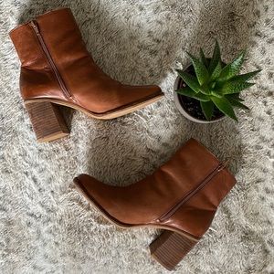 LUCKY BRAND Nomi Leather Ankle Boots
